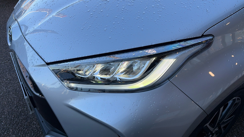 Toyota Yaris 1.5 Hybrid Design 5dr CVT Hybrid Hatchback